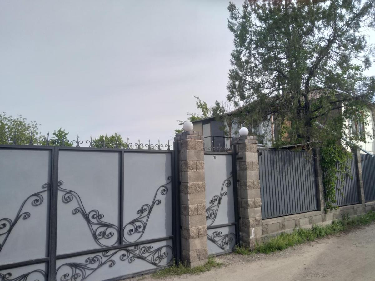 Уютный Ночлег Иссыкские Курганы Rahat ภายนอก รูปภาพ